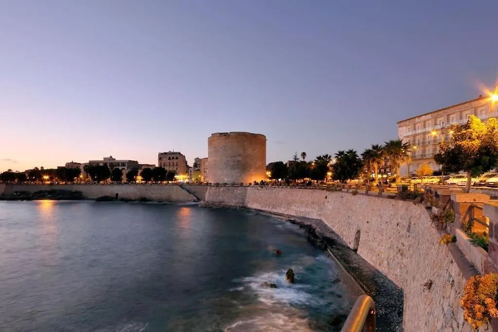 5 Minuti A Piedi Dal Centro, Appartamento Con Wi-Fi E Aria Condizionata Alghero 0*,  Italy